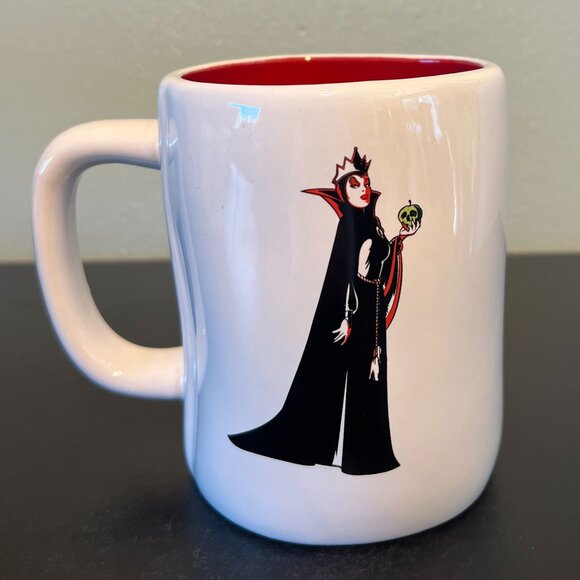 Rae Dunn MIRROR, MIRROR Evil Queen Snow White DISNEY VILLAINS Mug  ~ Magenta - Picture 2 of 11